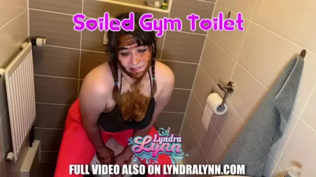 Lyndra Lynn – Soiled Gym Toilet