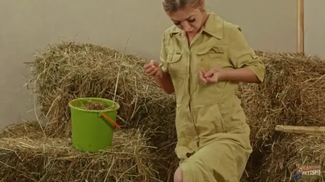 Di Aroused in Dung Ultra HD